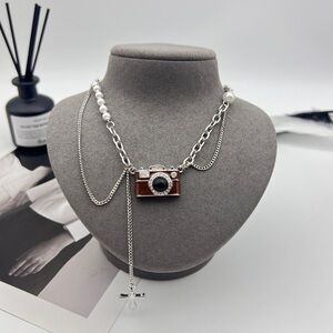 Silver Camera Pendant Necklace